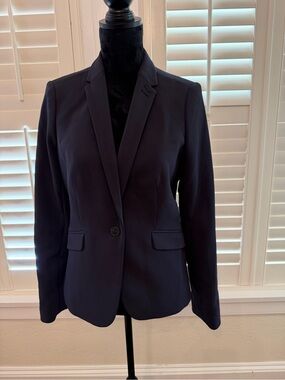 Like New The Limited Women’s Tailored Navy Blazer Jacket Sz 8